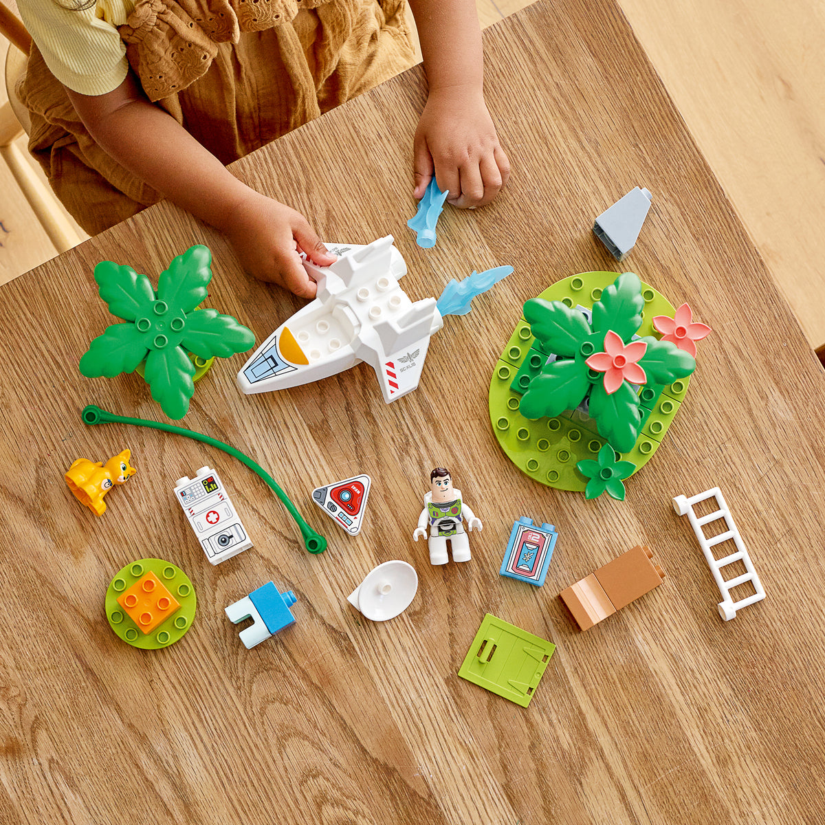 LEGO DUPLO 10962 Buzo Šviesmečio planetos misija