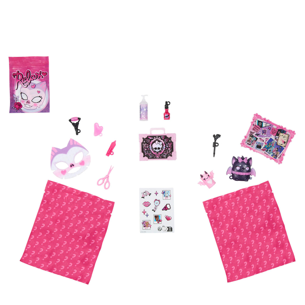 MONSTER HIGH SELF-SCARE SECRETS Drakulauros rinkinys