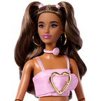 BARBIE DELUXE FASHIONISTAS lėlė rožiniu kostiumėliu