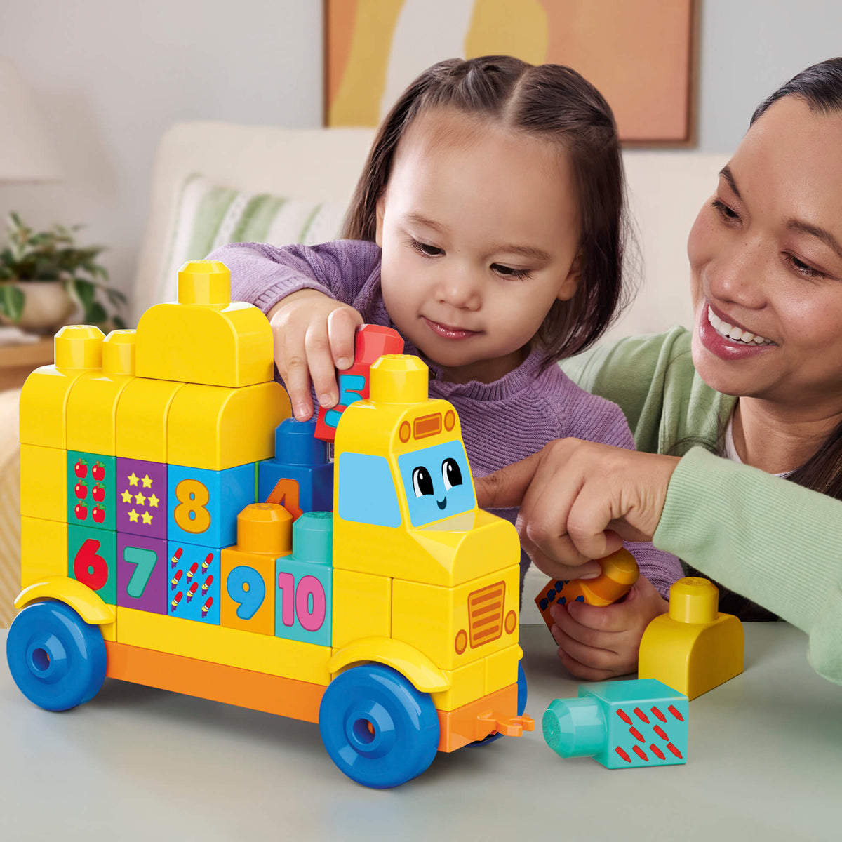 MEGA BLOKS konstravimo ir skaičiavimo autobusas (JKG34)