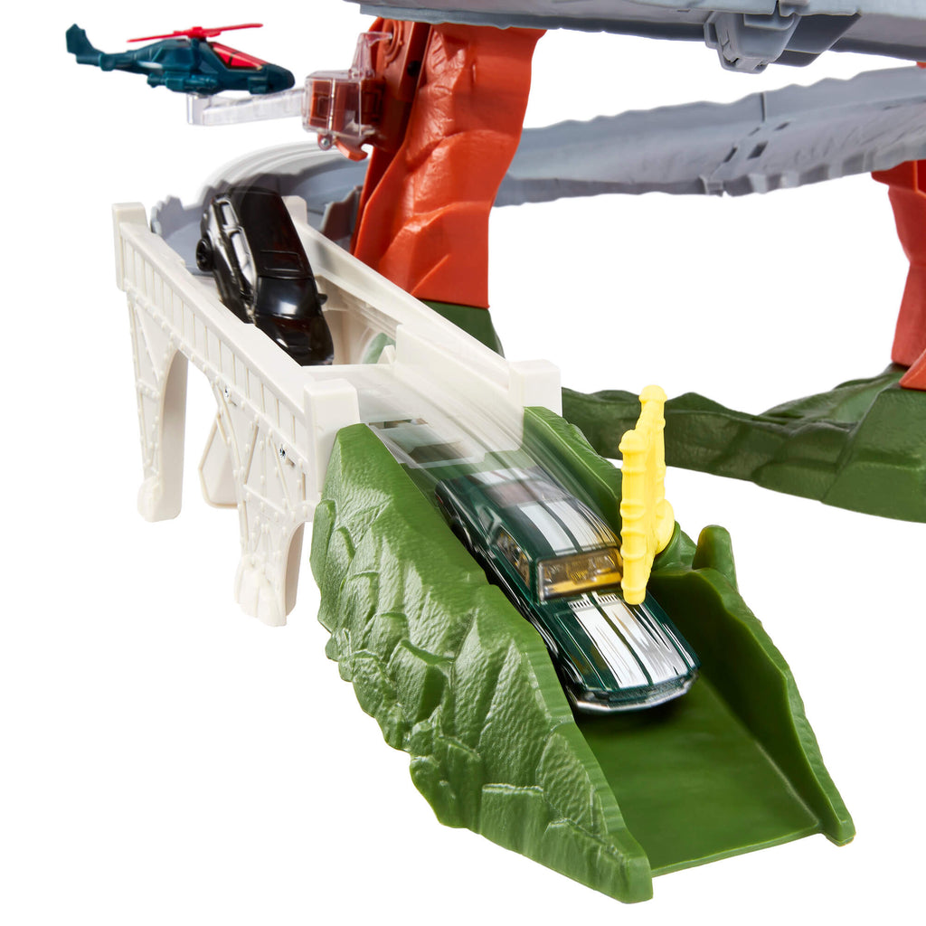 MATCHBOX MOVIE kalnų trasa – Mountain Escape (JMG57)