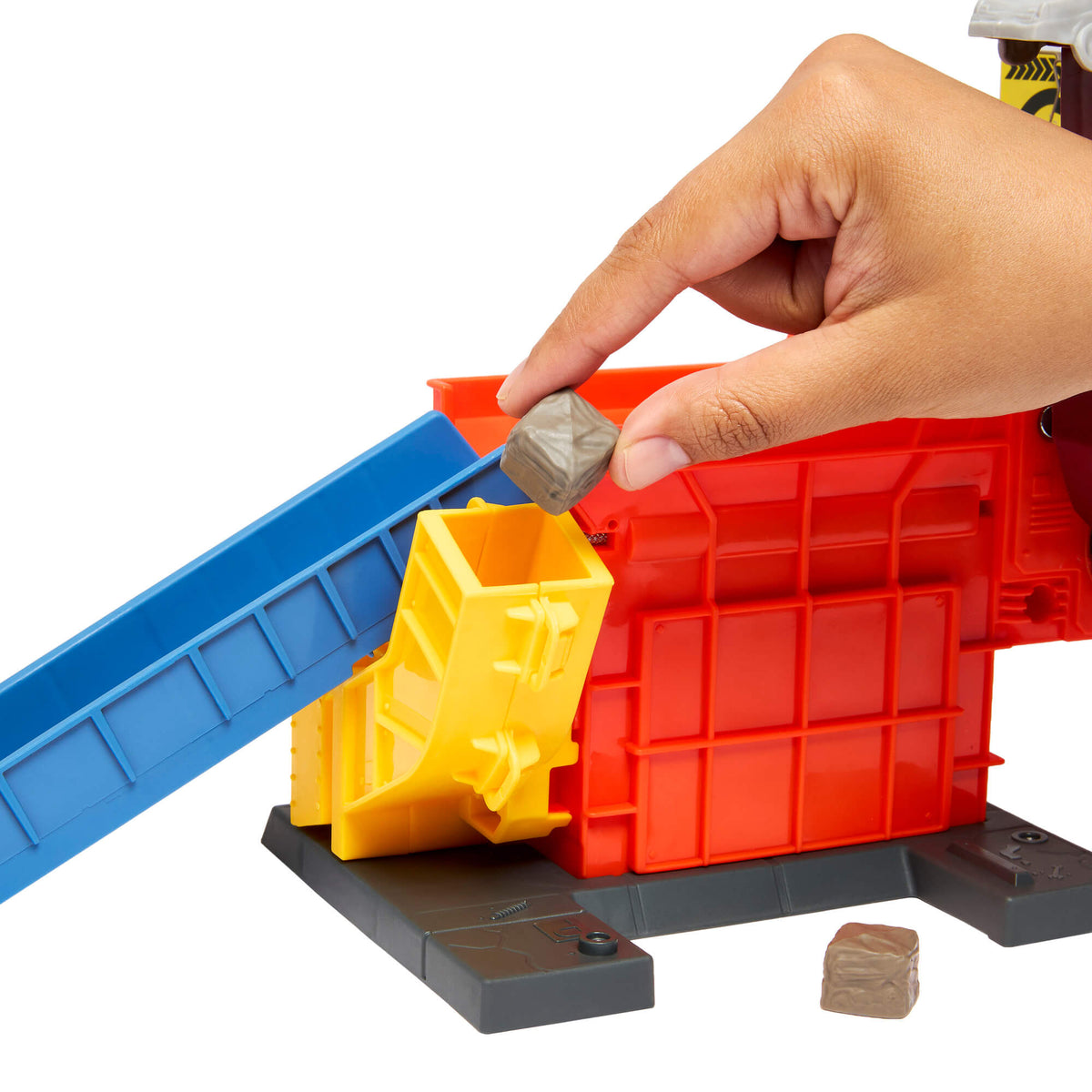 MATCHBOX MOVIE Smalley’s automobilių traiškymo garažas su trasa (JMG56)