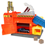 MATCHBOX MOVIE Smalley’s automobilių traiškymo garažas su trasa (JMG56)