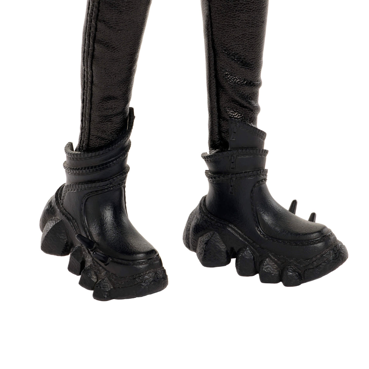 KPOP DEMON HUNTERS  FASHION DELUXE kolekcinė lėlė Rumi (JRW19)
