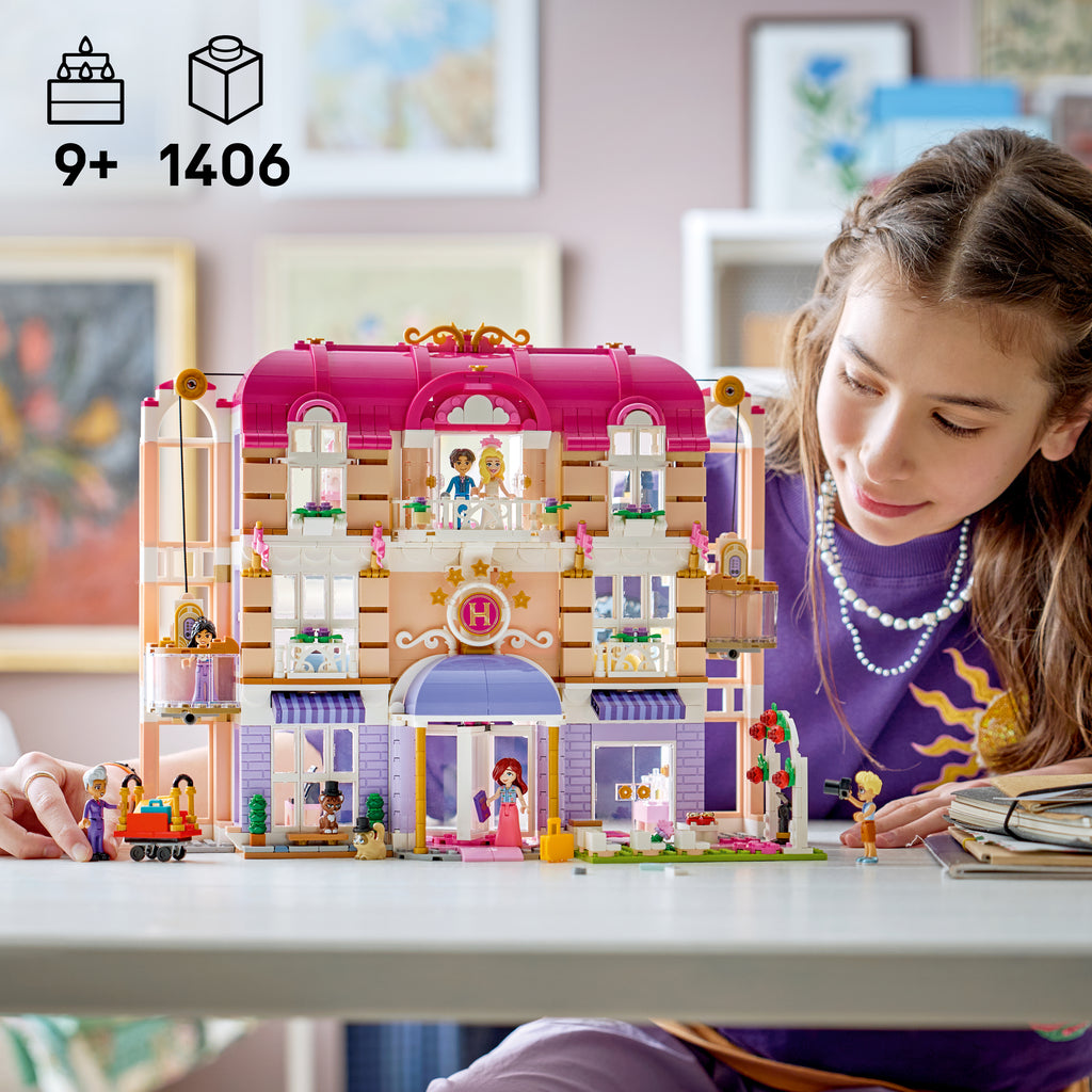 LEGO Friends 42704 Hartleiko miesto didysis viešbutis