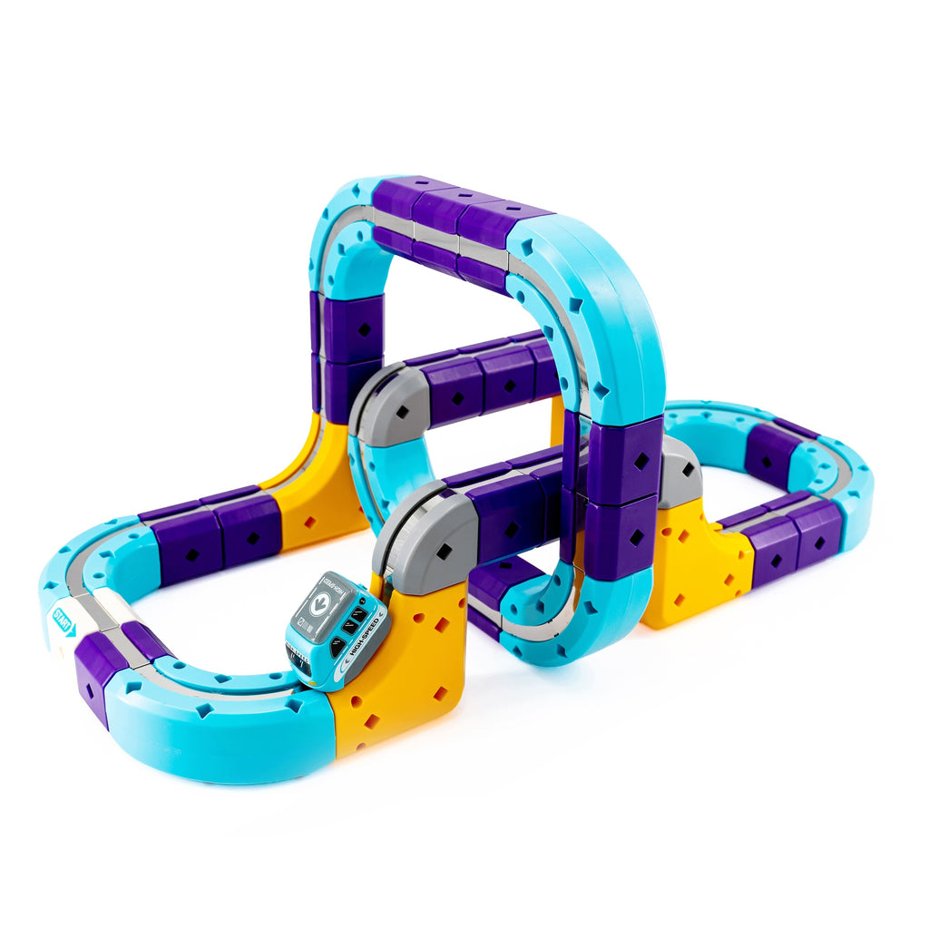 click4TOYS MAGNETIC TRACK magnetinis takas su elektriniu traukinuku, 87 detalės