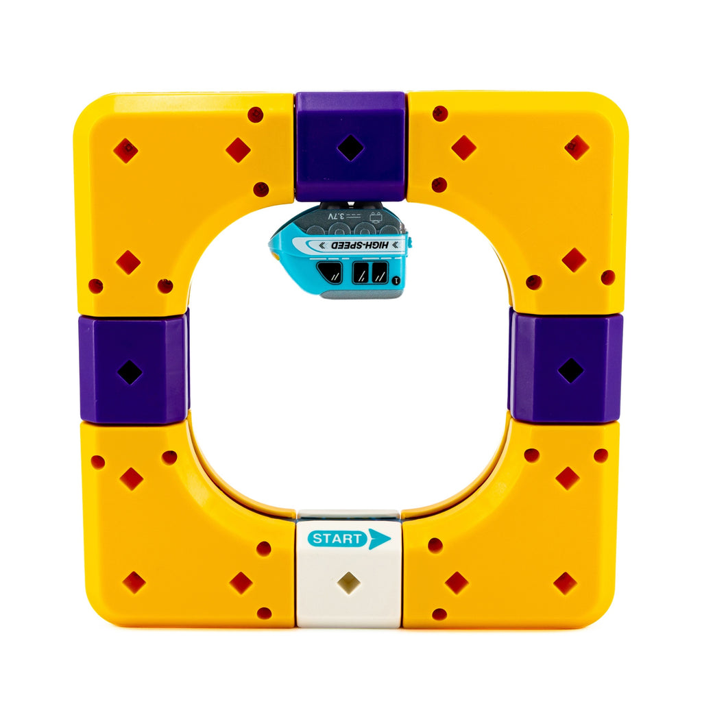 click4TOYS MAGNETIC TRACK magnetinis takas su elektriniu traukinuku, 87 detalės