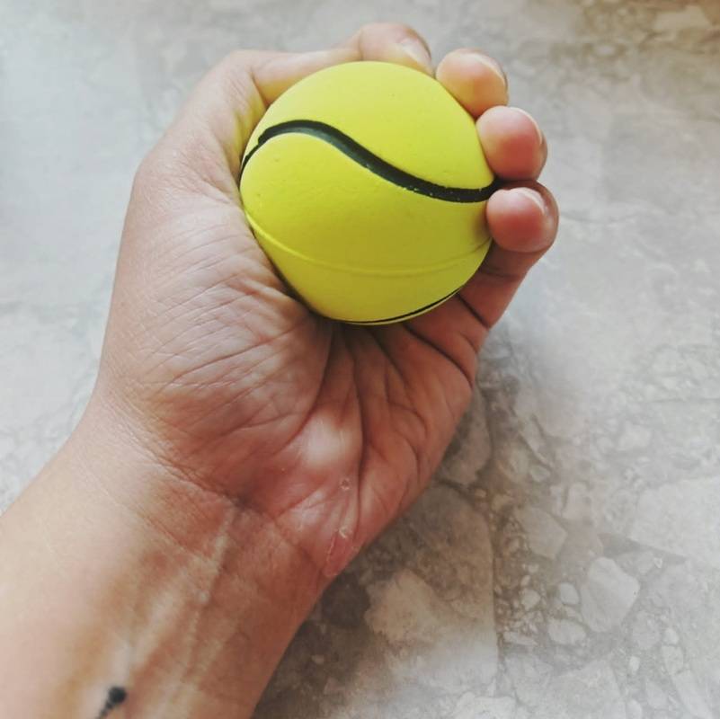 Šokinėjantis kamuoliukas Sport 6cm