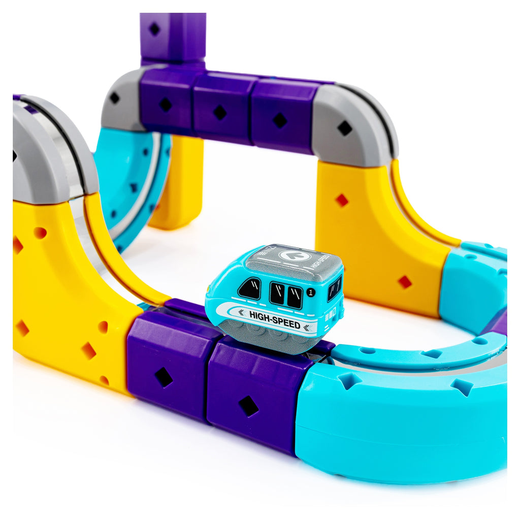 click4TOYS MAGNETIC TRACK magnetinis takas su elektriniu traukinuku, 87 detalės