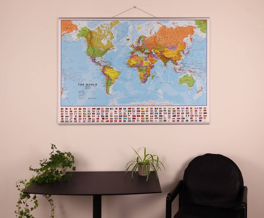 Pasaulio politinis žemėlapis 73x103cm, 1:40 mln, laminuotas, su metaliniais laikikliais