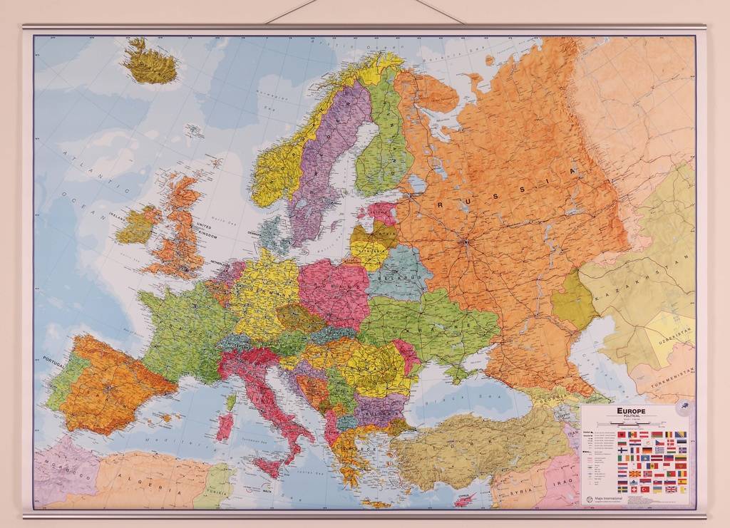 Europos politinis žemėlapis 100x139cm, 1:4,2 mln, laminuotas, su metaliniais laikikliais