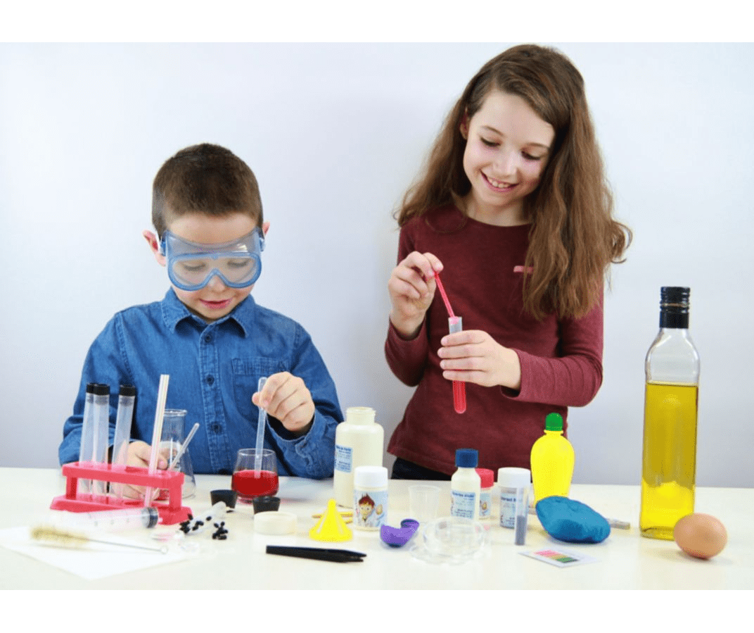 Chemijos laboratorija 150 eksperimentų