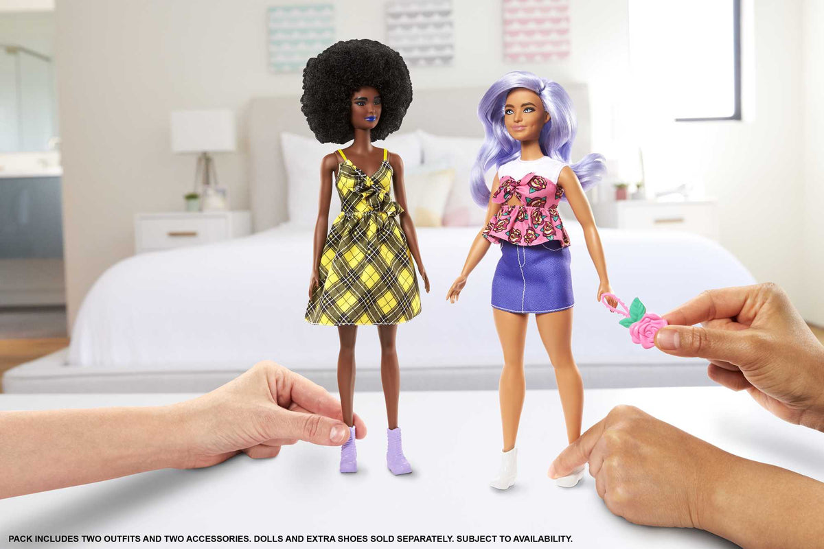 BARBIE dviejų drabužių komplektų rinkinys (GWF04)