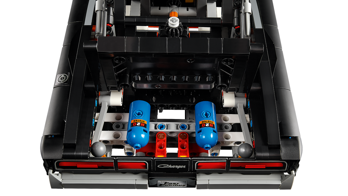 LEGO Technic 42231 Greiti ir įsiutę: Dodge Charger R/T