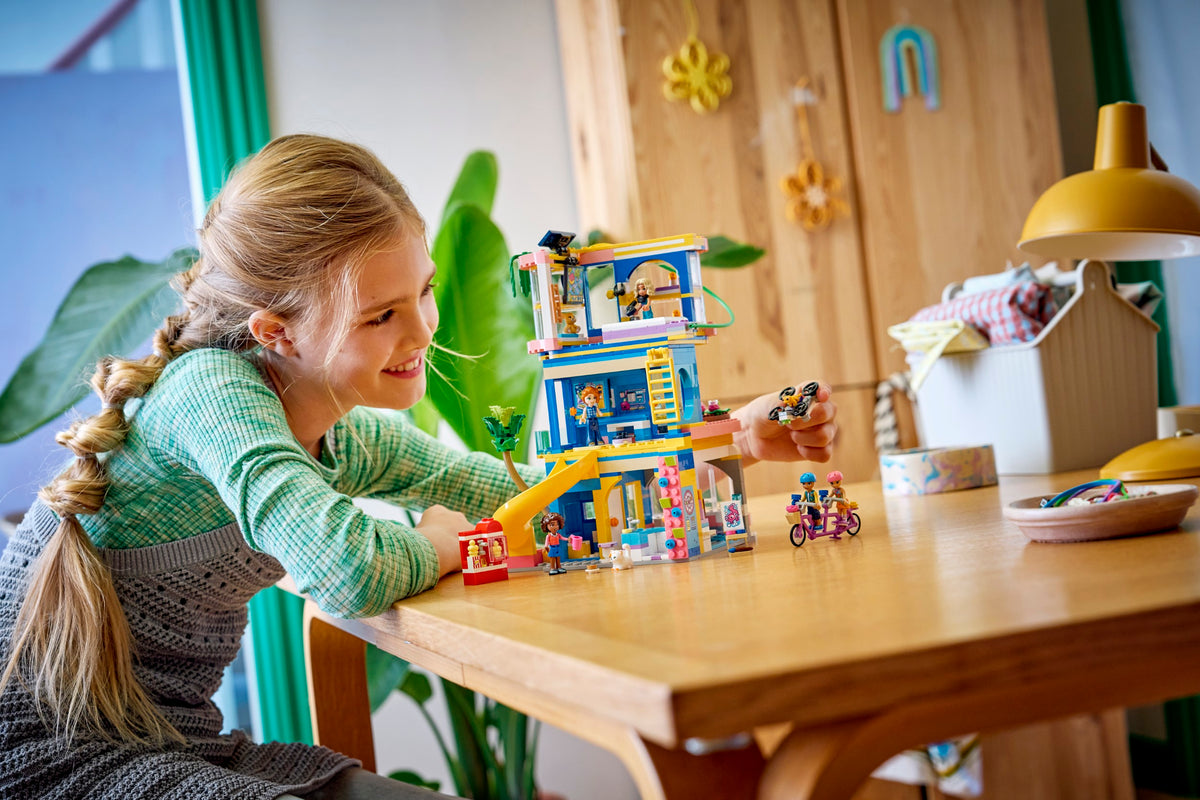 LEGO Friends 42689 Hartleiko miesto draugų klubas