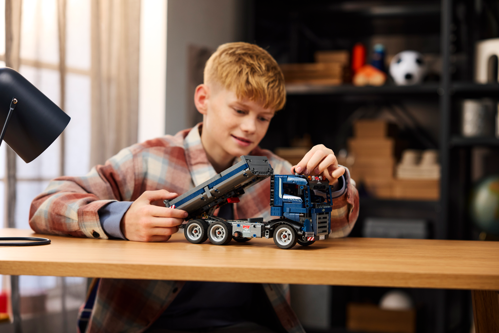 LEGO Technic 42203 Savivartis