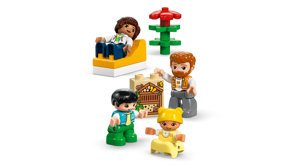 LEGO DUPLO 10470 Modernus šeimos namas su figūrėlėmis 3 viename