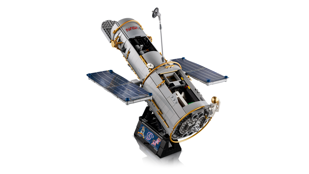 LEGO Icons 11382 Hablo kosminis teleskopas