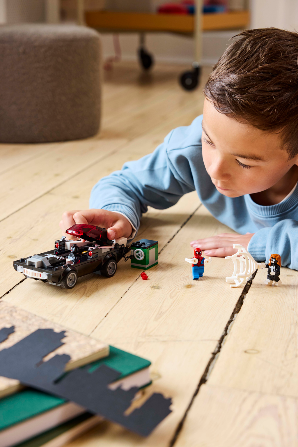 LEGO Marvel 76309 Žmogus-voras prieš Veneno galingąjį automobilį