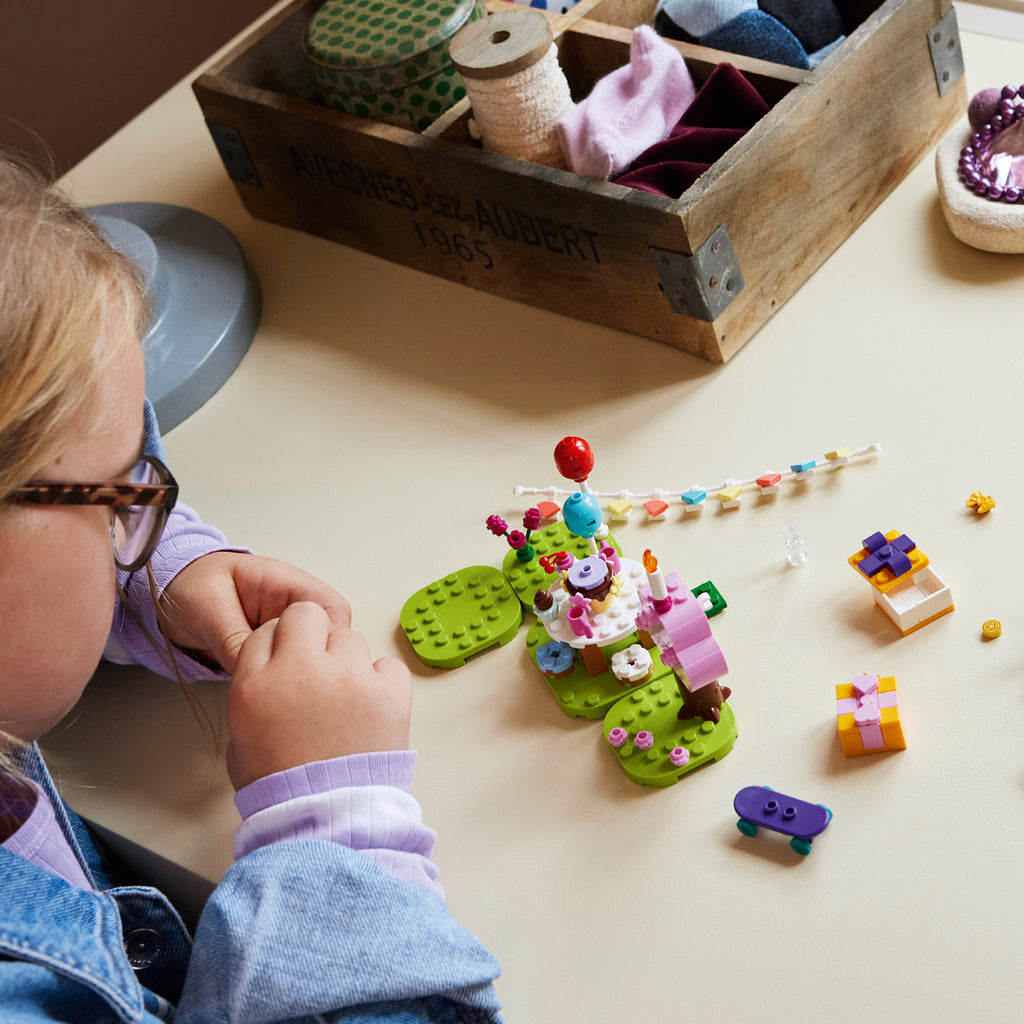 LEGO Animal Crossing 77046 Julian gimtadienio vakarėlis