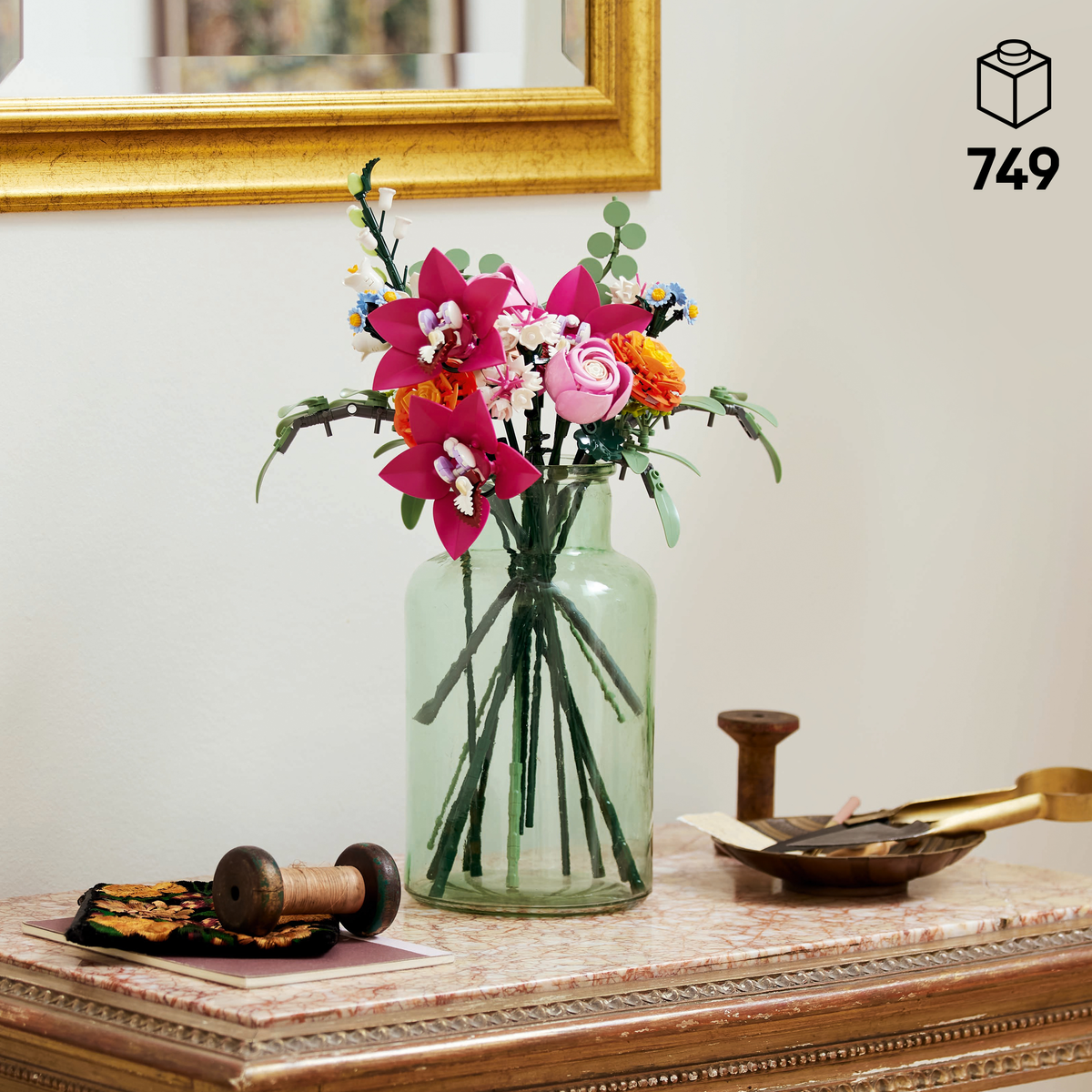 LEGO Botanicals 10342 Žavi rožinė gėlių puokštė
