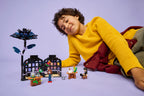LEGO Wednesday 76784 Juodasis jurginas