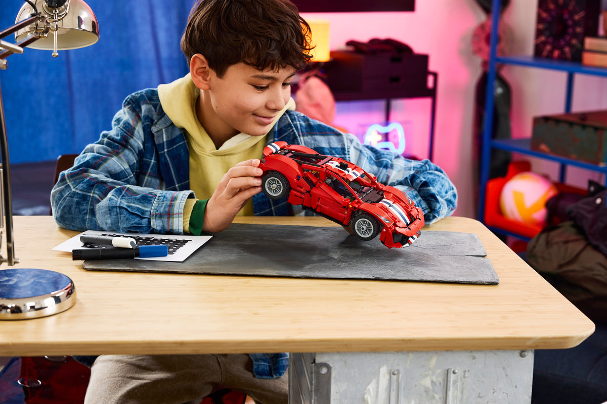 LEGO Technic 42235 Ferrari 488 Pista