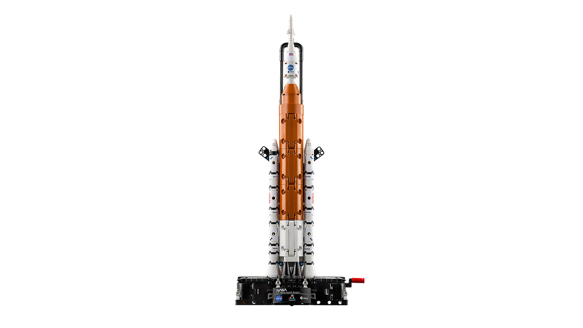 LEGO Technic 42221 NASA Artemis kosminė paleidimo sistema
