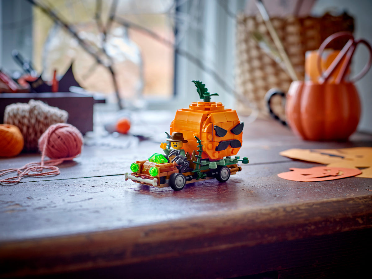 LEGO Iconic 40822 Helovino moliūgo pikapas