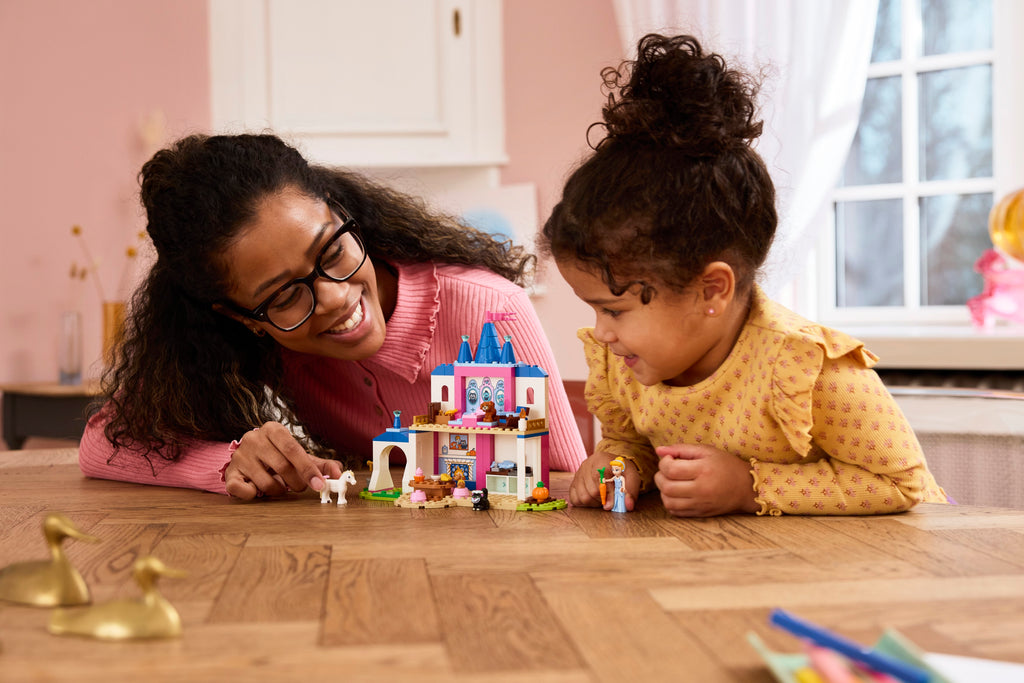 LEGO Disney 43283 Pelenės gyvūnų draugų pilis