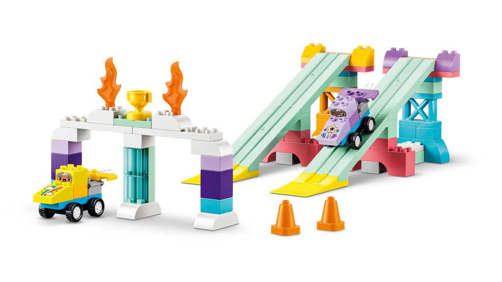 LEGO DUPLO 10478 Kūrybinės rampos su mašinėlėmis 3 viename