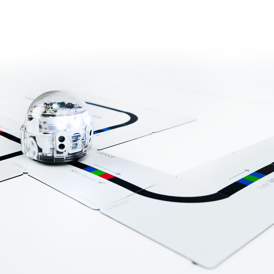 Ozobot spalvų kodų magnetų specialiųjų judesių rinkinys, 18 detalių