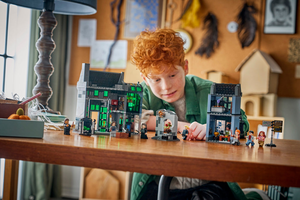 LEGO Harry Potter 76471 Nykstamojo skersgatvio burtininkų parduotuvės