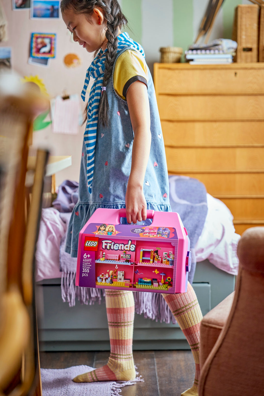 LEGO Friends 42697 Kūrybinis lėlių namelis lagamine