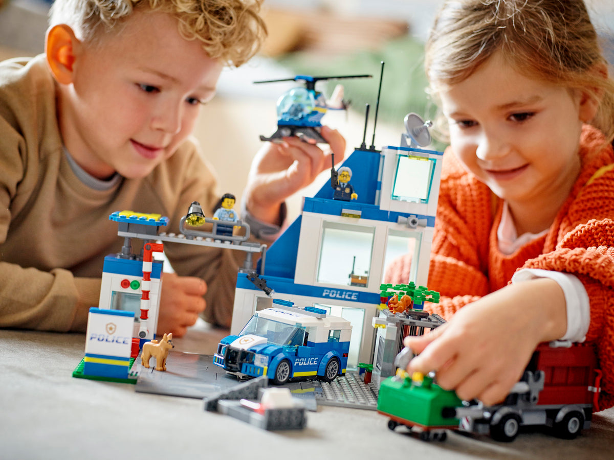 LEGO City 60316 Policijos nuovada
