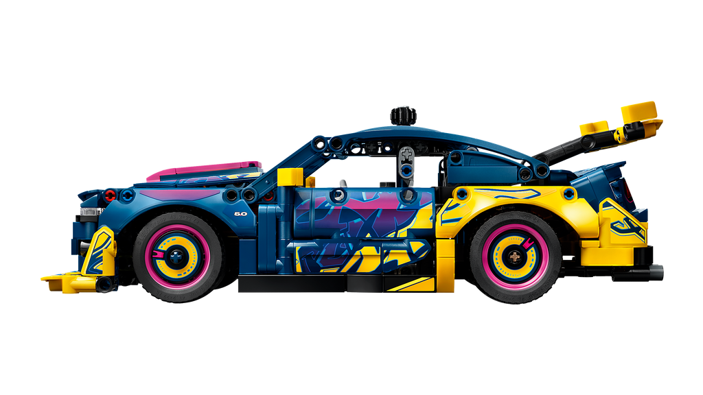 LEGO Technic 42236 Ford Mustang GT – individualus garažas