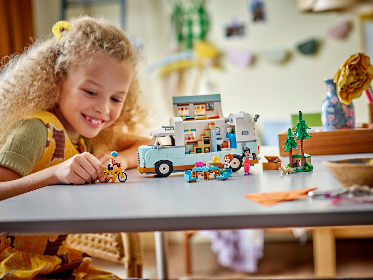 LEGO Friends 42663 Draugų nuotykis kemperiu