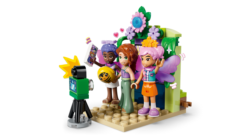 LEGO Friends 42702 Besisukančių gėlių ir fėjų puodelių karuselė