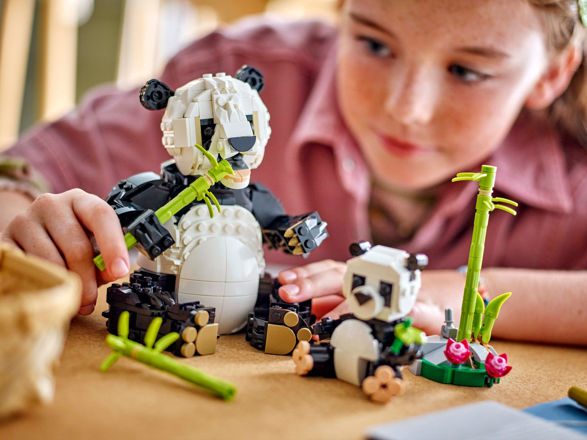 LEGO Creator 31165 Laukiniai gyvūnai: pandų šeima