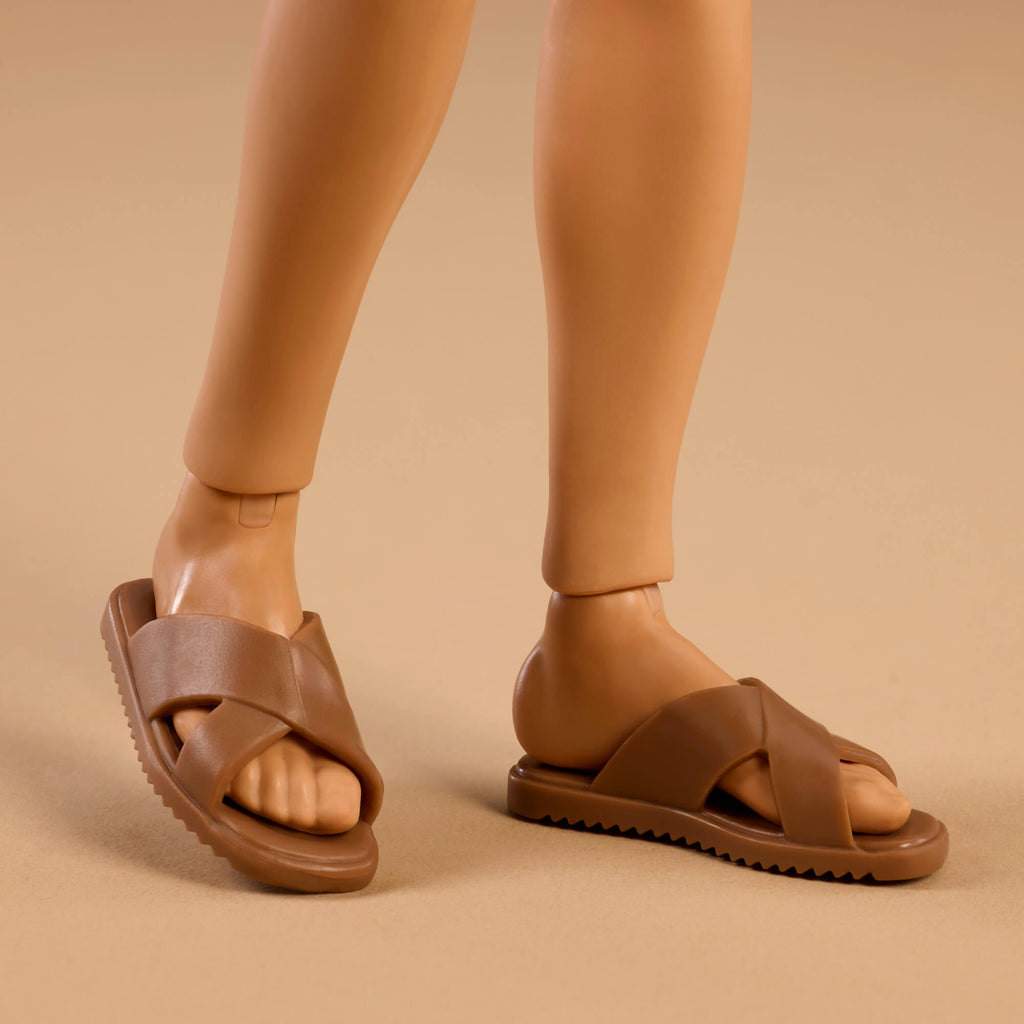 BARBIE BASICS No10 lėlė (JJX29)