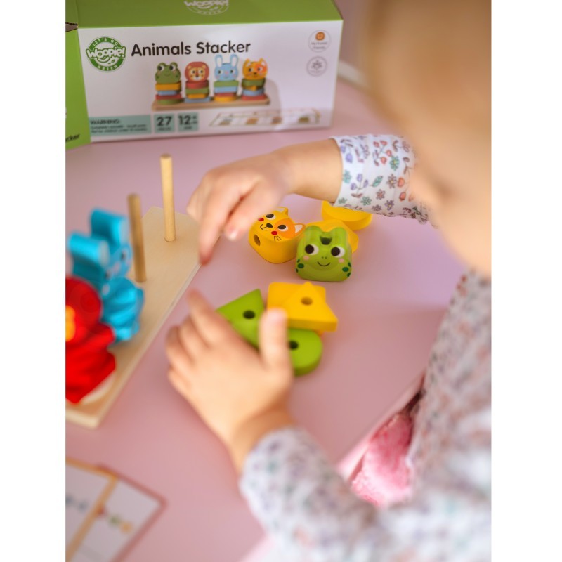 Montessori Puzzle Pyramid With Animals